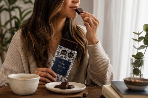 Chocolate con Nibs y Flor de Sal 70% Cacao